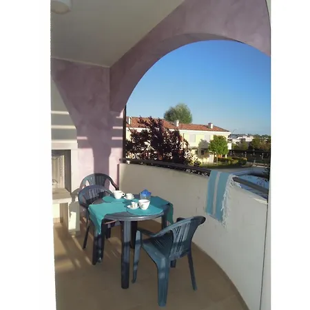 Cozy With Swimming Pool - Beahost * Bibione
